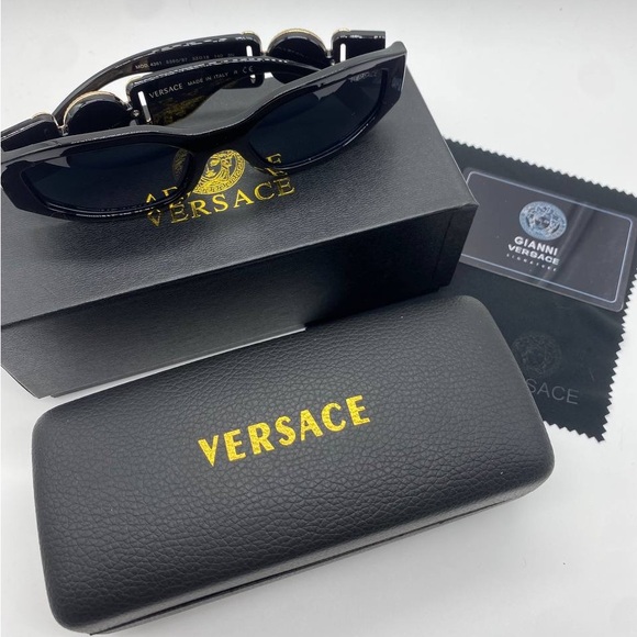 VERSACE MEDUSA BIGGIE SUNGLASSES - Picture 6 of 9